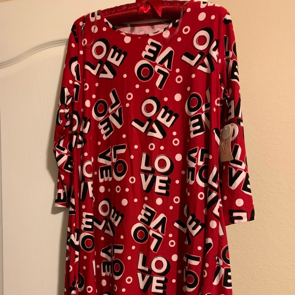 Dress or oversized top to wear either leggings